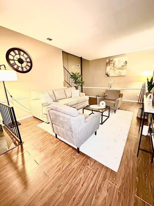 Short Walk To Jsu Stadium, Hospitals, And Bars In Fondren Jackson Bagian luar foto