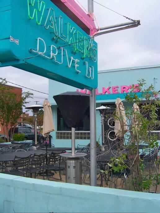 Short Walk To Jsu Stadium, Hospitals, And Bars In Fondren Jackson Bagian luar foto