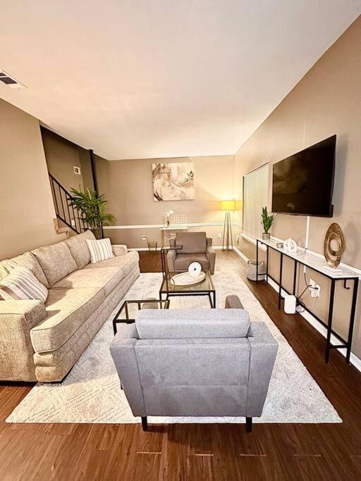 Short Walk To Jsu Stadium, Hospitals, And Bars In Fondren Jackson Bagian luar foto